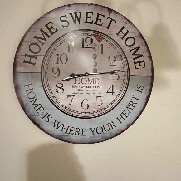 Wall Clock - Picture 2 of 2